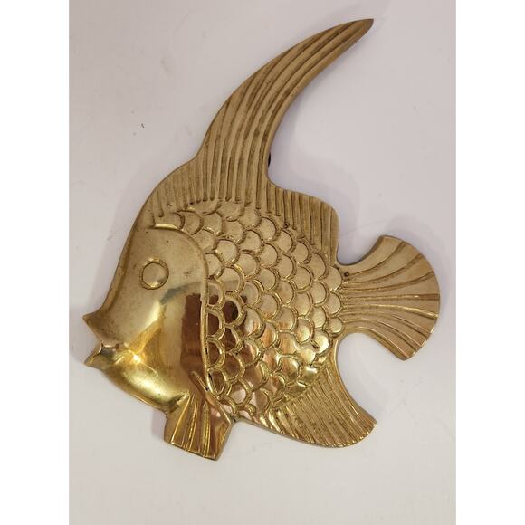 Vintage Brass Angelfish Wall Hangings Set of 3 – Nautical Coastal Decor - Picture 6 of 6